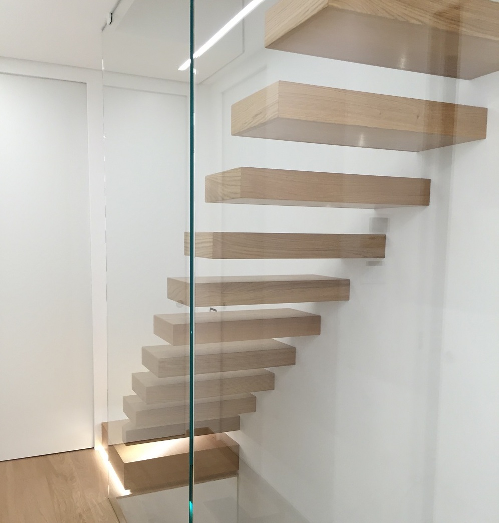 Scala a sbalzo.1
