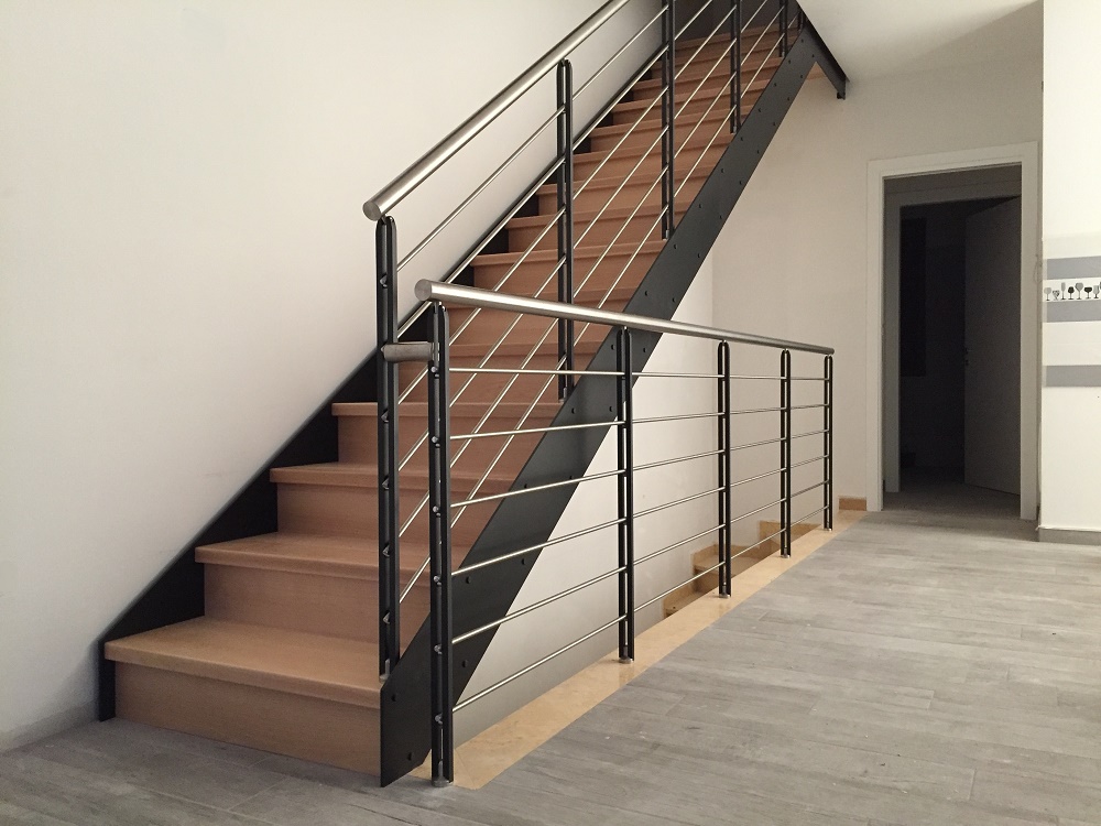 SCALA LASER CON DOPPIA FASCIA