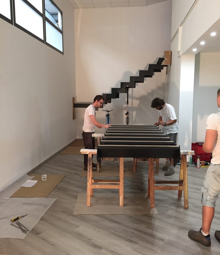 Scala Laser con gradini rivestiti in parquet 2